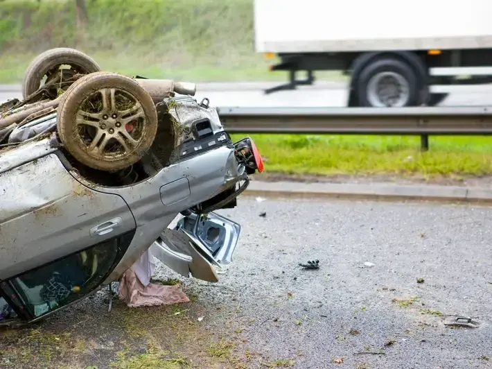 Attorney consulting family in Ahwatukee about wrongful death claim paperwork