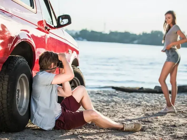 Attorney meeting injured client after drunk driving accident near Scottsdale Waterfront during monsoon season